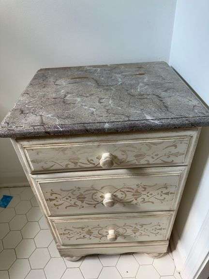 3 drawer cabinet image