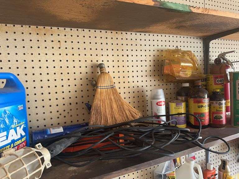 Contents of shelf image