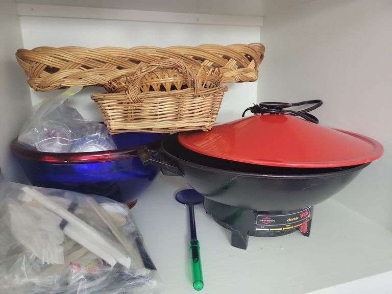 West Bend Electronic Wok, Baskets, Acrylic Bowls, misc image