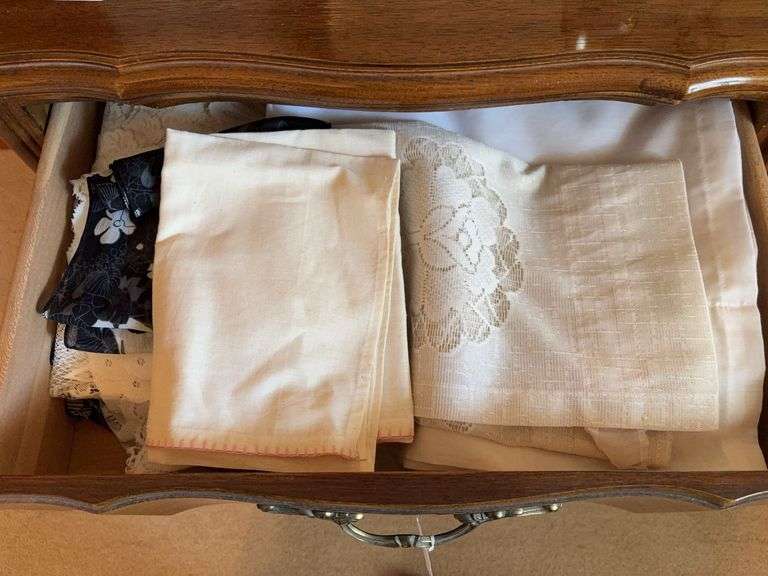3 drawers of sheets, table cloths & linens image