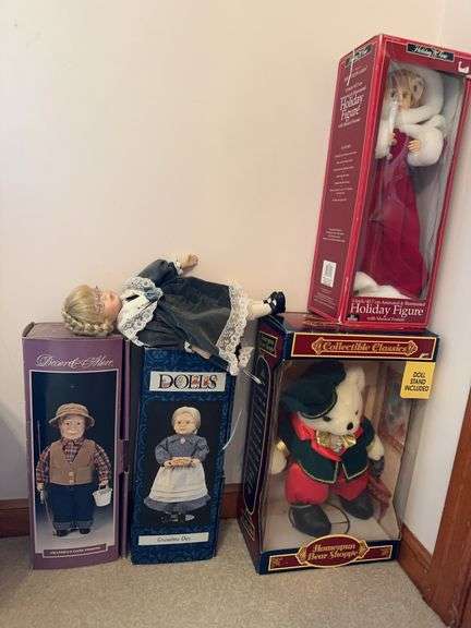 2 xmas doll figures image