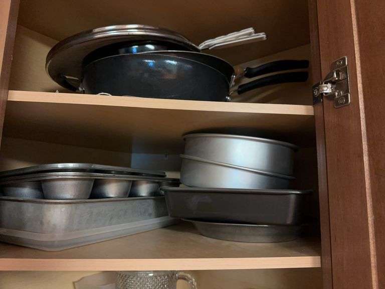 Contents of shelf image