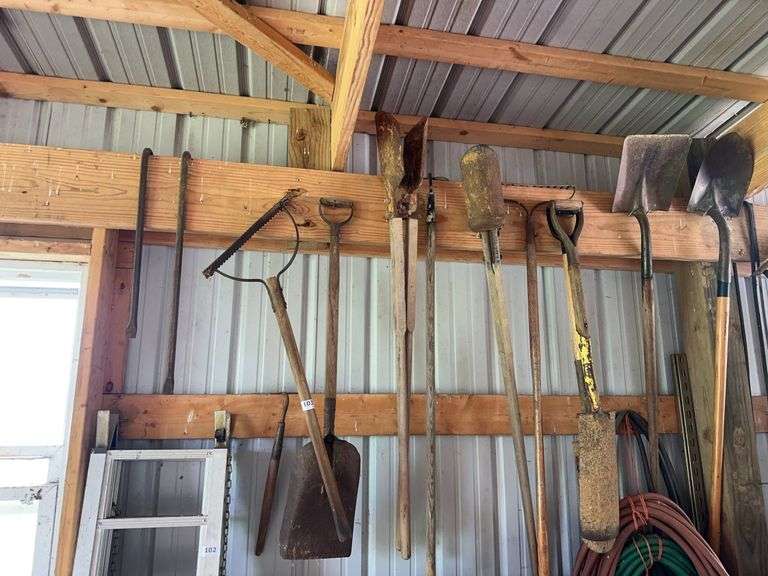 Misc yard hand tools and hoses image