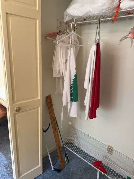 Contents of closet image