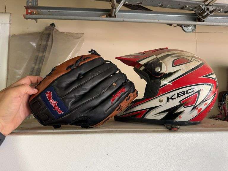 KBC helmet L, 13.5” MacGregor ball glove image