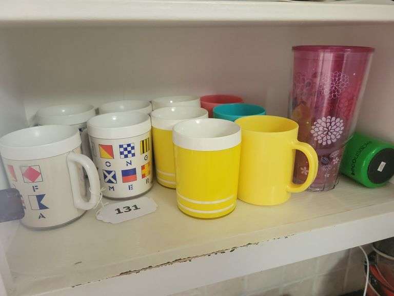 Plastic cups, Cups image
