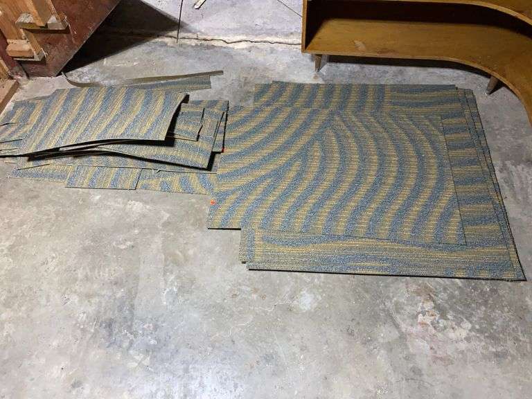 New carpet scraps, 6-39”square plus smaller pieces image