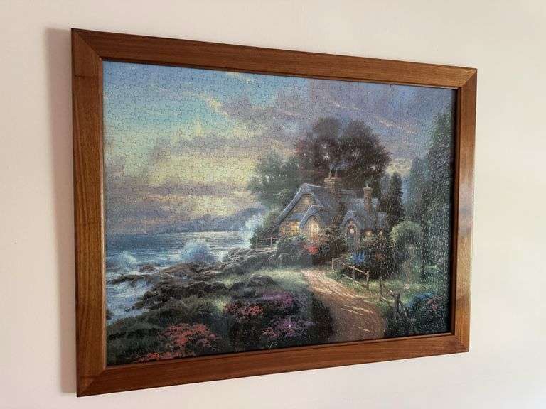 Framed puzzle, Iverson holiday print, birdhouse print image