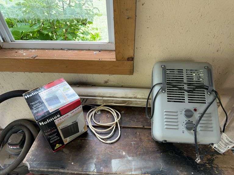 Hanging heater and 2 floor heaters image