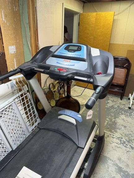 Fuel Fitness tread mill FT94 image