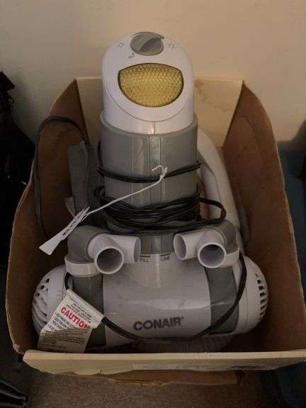 Conair steamer & hangers image
