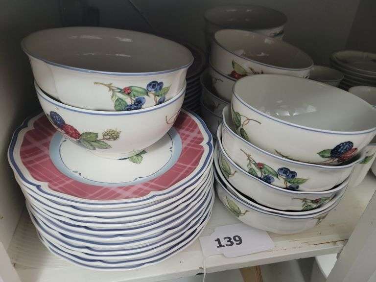 Villeroy & Boch "Cottage" Dishes (Luxembourg)  60 pieces (some chips) image