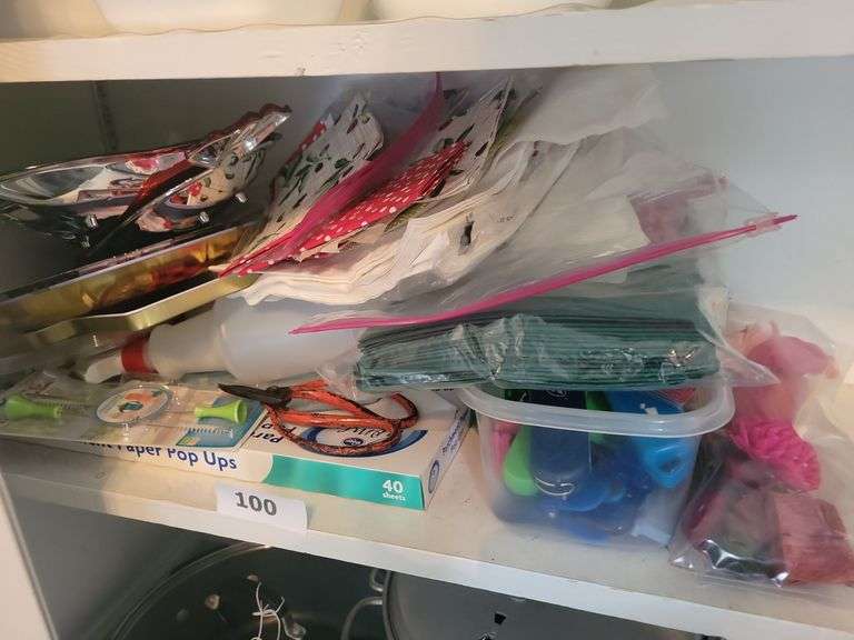 Misc Decor, Napkins, Kitchenware, misc image
