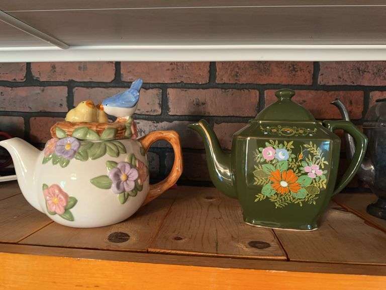 Floral green teapot, floral with birds teapot image