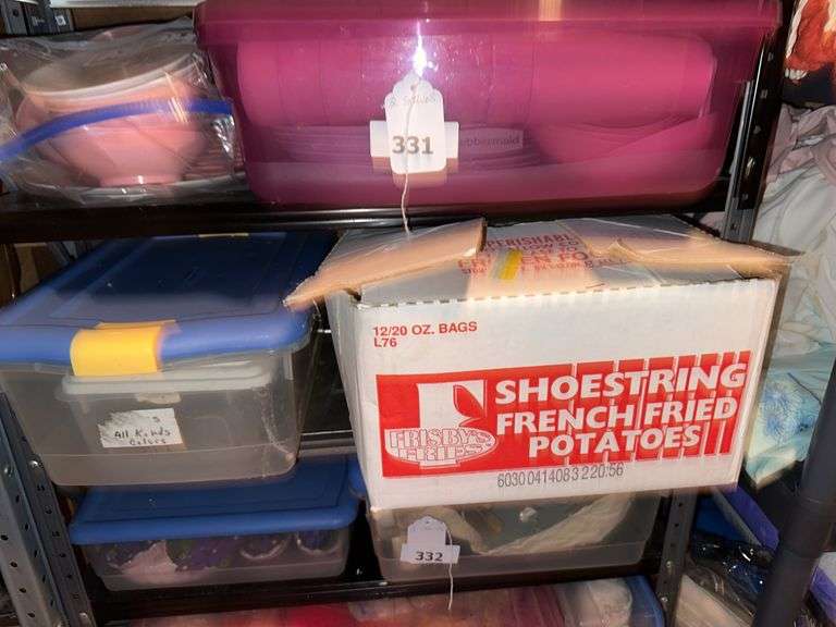 Contents of 2 shelves image