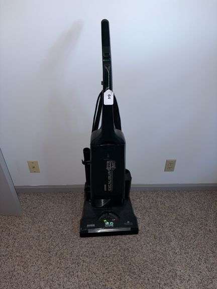 Eureka Excalibur vacuum image