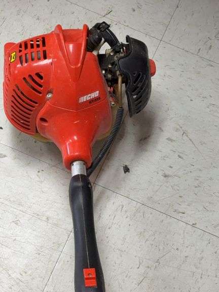 Echo GT-225 curved shaft weedeater image