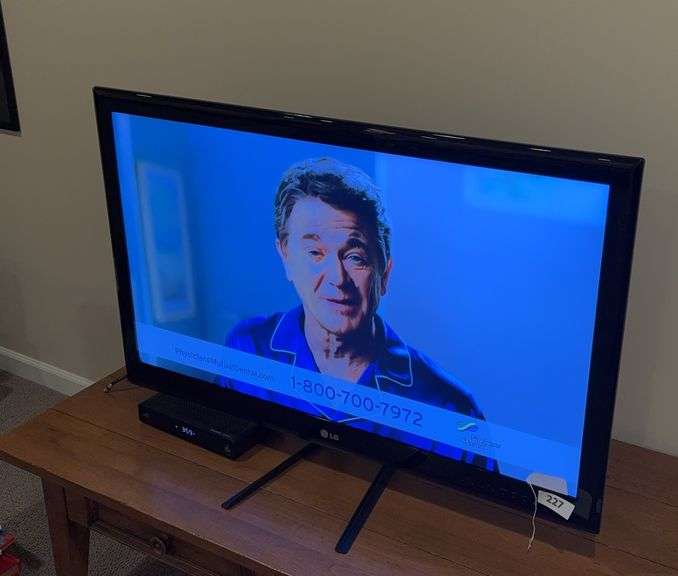 LG 47” TV ( excludes spectrum remote & box) image