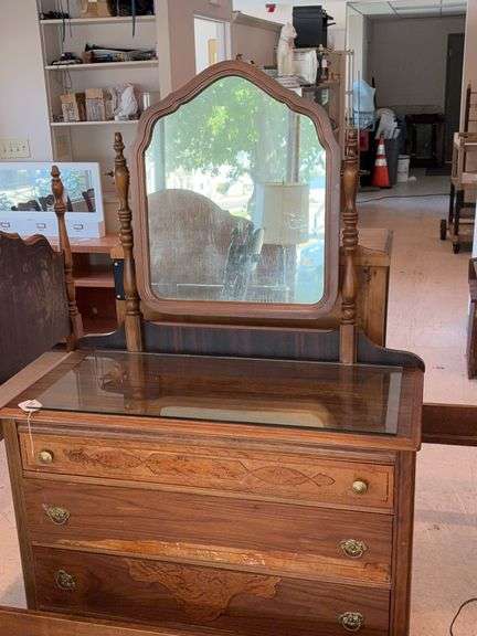 Vintage 3 drawer dresser base w/ mirror image