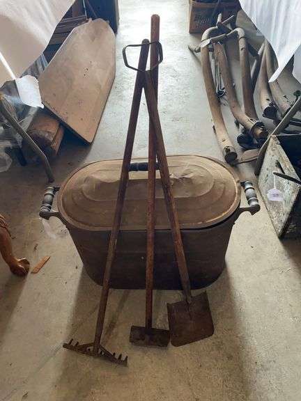 Copper boiler with lid, 21”w x 18”d x 16@ high excluding handles, small yard tools image