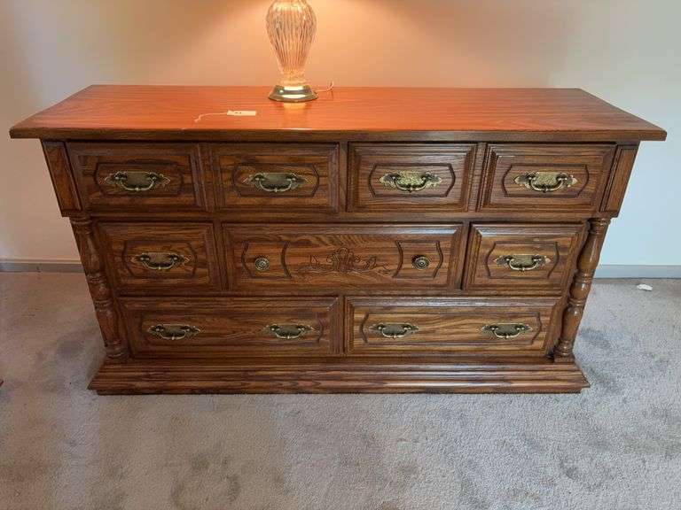 7 Drawer dresser base image