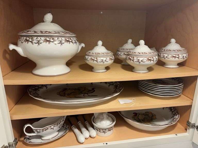 Set of Williams Sonoma Thanksgiving dishes image