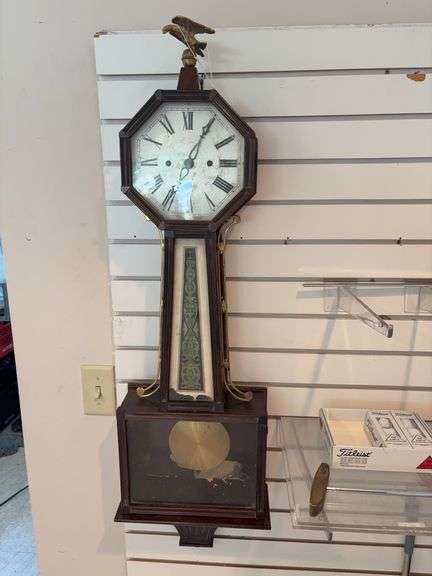 Vintage The New Haven Clock Co wall clock image