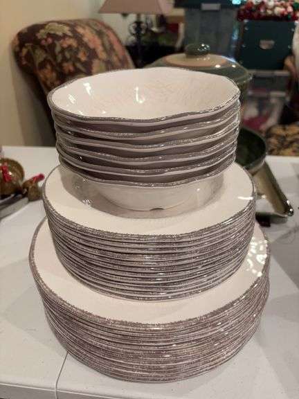 Tagliving heavy plastic gray trimmed dish set image