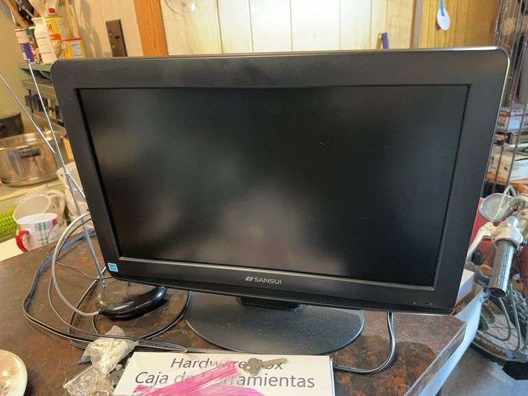 Sansui 18” TV image