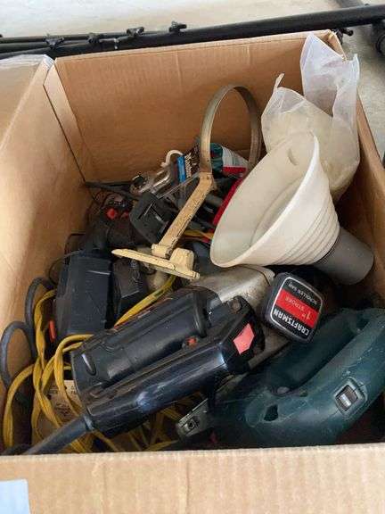 Box of misc hand/power tools & Misc image