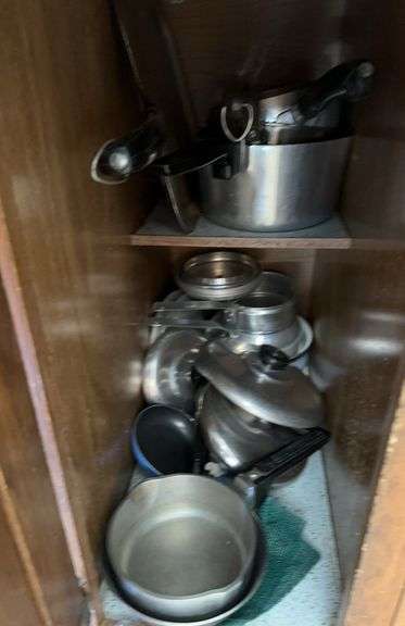 Contents of 2 cabinets image