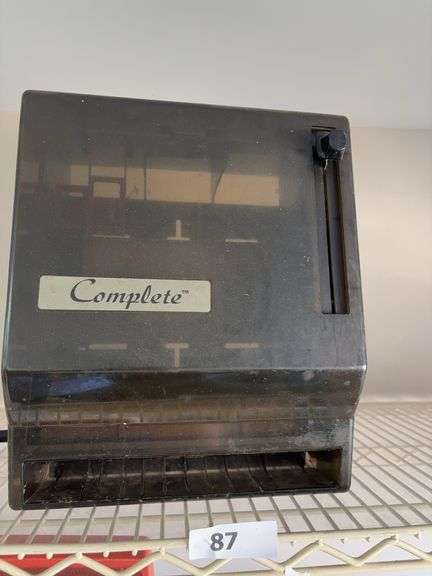 Paper towel dispenser image