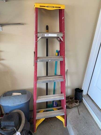 6’ fiberglass Werner ladder, shop broom, mop, wet mop image