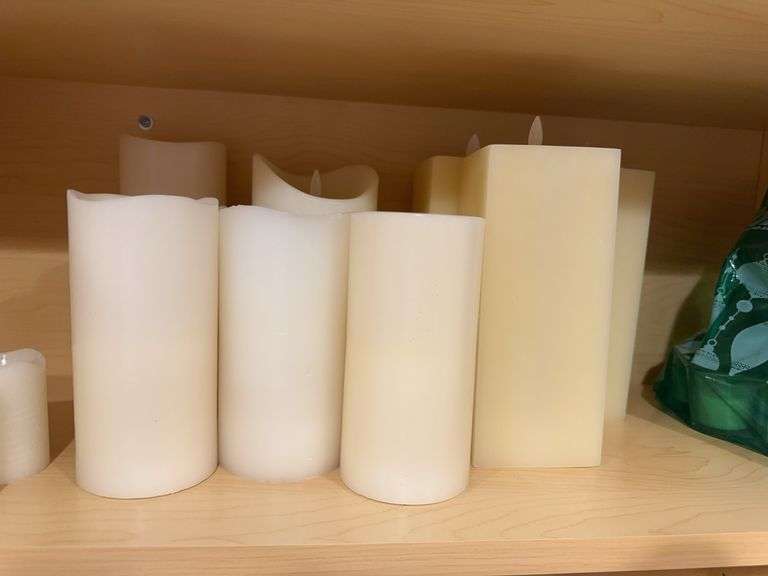 Large lot of battery power candles, tea lights image