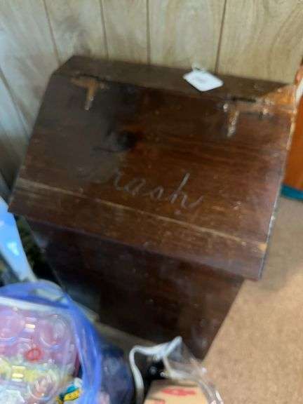 Wooden trash can, thermometer, deer clock image