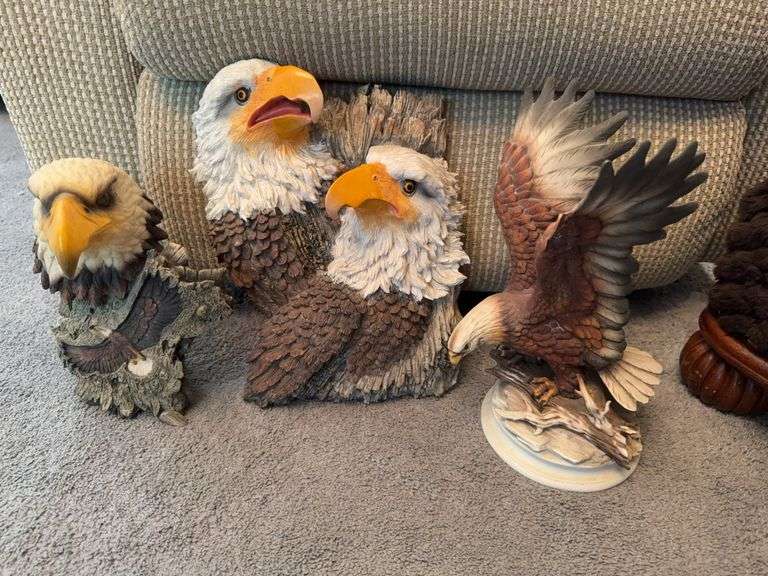 Homco ceramic Eagle figure 11", resin eagle & wall hanging image