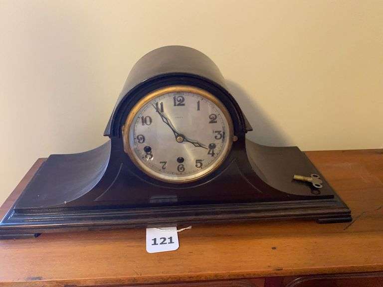 Vintage Kienzle mantle clock image