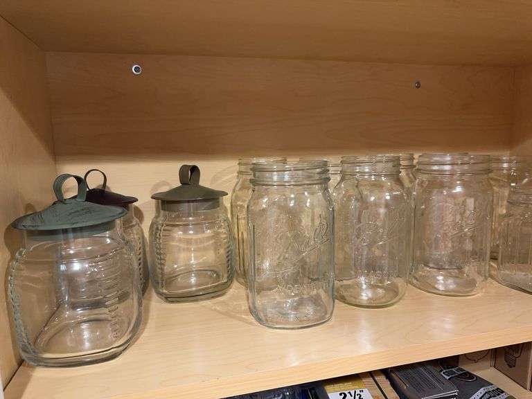 10 Ball jars, 3 jars with metal lids image