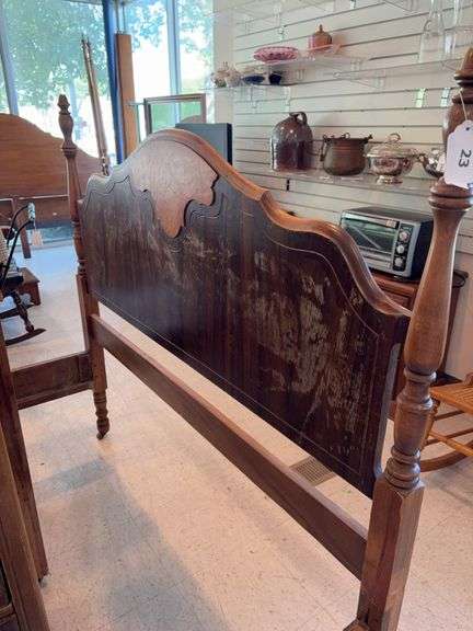 Vintage full size bed image