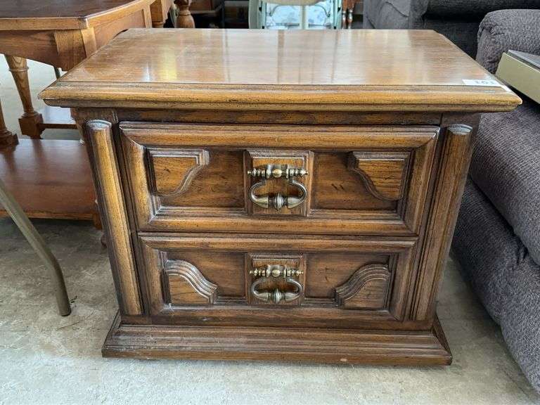 Vintage nightstand - 28x16x23" image