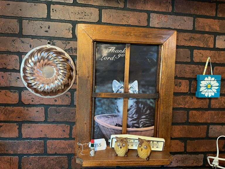 Cat picture, owl salt pepper, thermometer, jello mold, toothpick holder, vase image