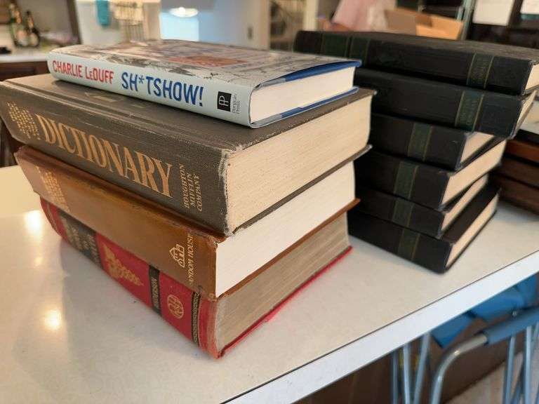 Dictionary, set of Comptons pictured encyclopedias, 2 medical books image