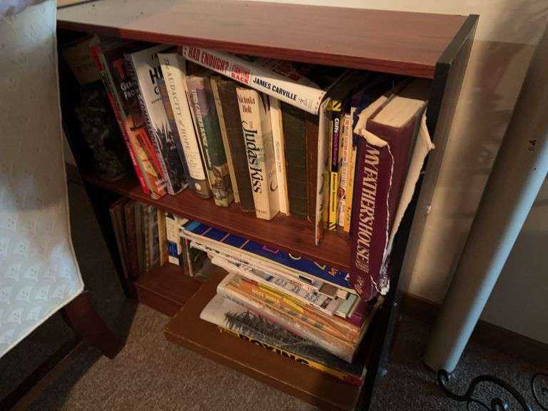 2 shelf bookcase and contents image