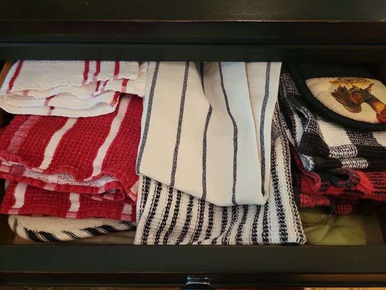 Kitchen Towels, Oven Mits, misc image