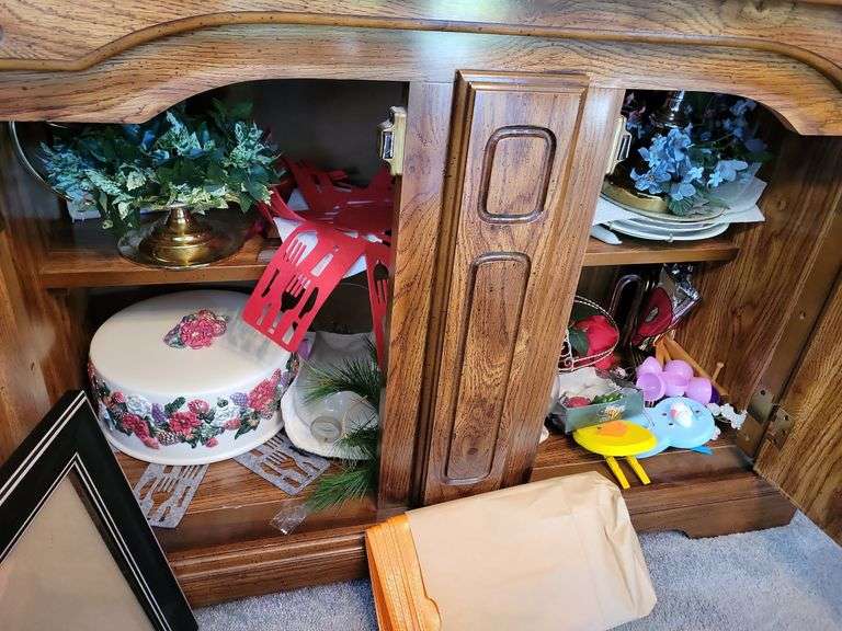 Holiday Decor, Ceramic Cake Cover, misc (all items bottom cabinet) image