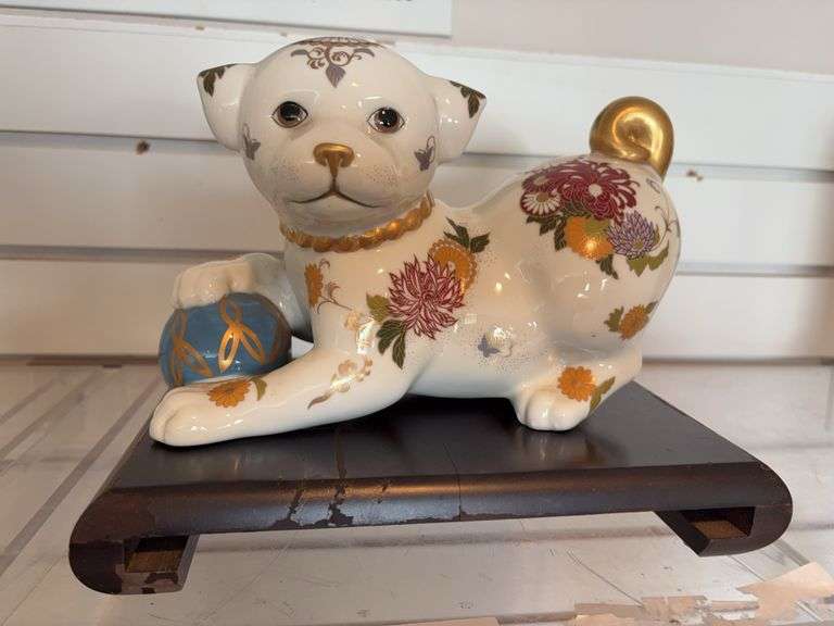 Franklin Mint The Imperial Puppy of Satsuma image