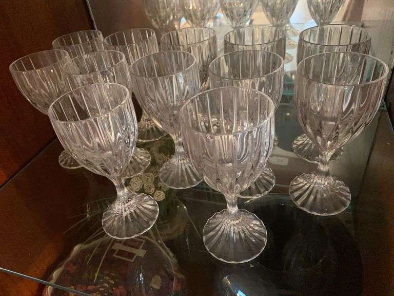 Makasa, Malissa Park Lane crystal wine glasses 6 3/8” high
