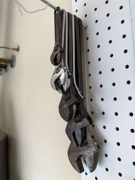 Adjustable end wrenches assorted image