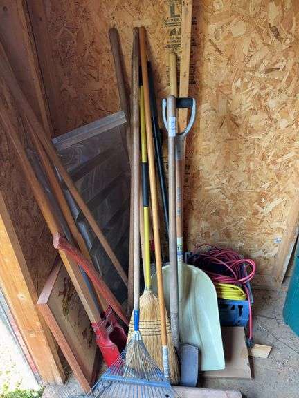 Yard tools & extension cords image