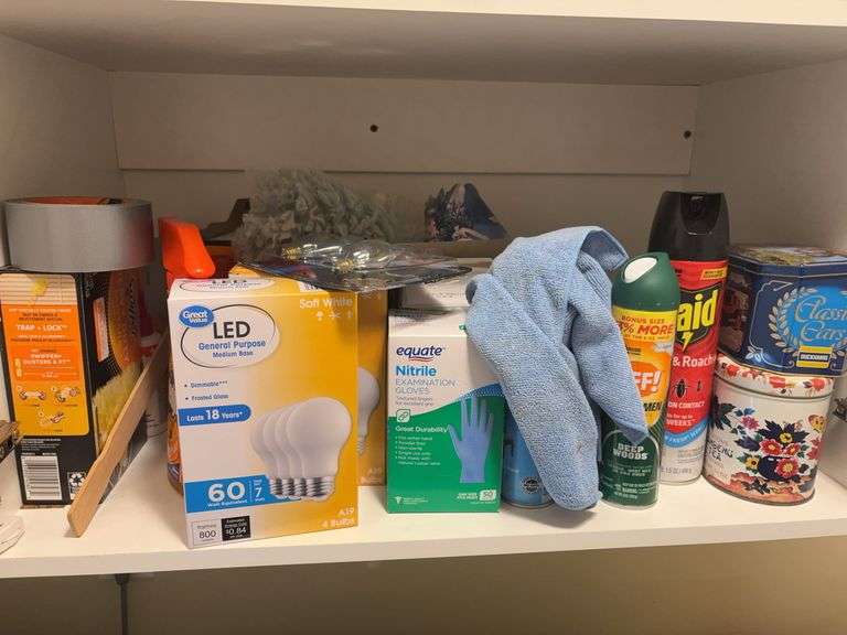 Light bulbs, laundry & cleaning supplies image